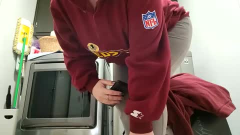 .Clarissa. Follow me on Instagram   miss buns  online show from December 14, 2024, 10:56 am