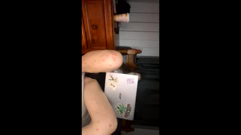 Lilbustybabe94 online show from January 24, 2025, 5:21 pm