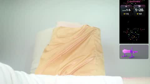 lusciouslipsxx online show from January 31, 2025, 10:20 am