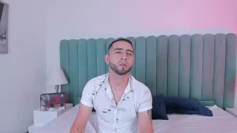 Lushian And Luna online show from September 26, 2025, 2:32 pm