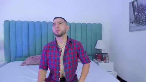 Lushian And Luna online show from March 25, 2026, 3:07 pm