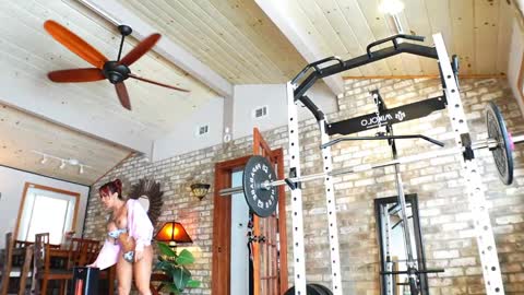 Snapshot of lushianafitness chatting on January 6, 2025, 6:41 pm SHOWS ALL MONDAY WEDNESDAYFRIDAYSATURDAY IN THE MORNING online show from January 6, 2025, 6:41 pm