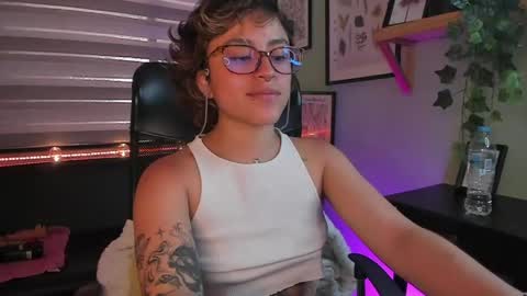 Snapshot of lusiana__ chatting on May 11, 2026, 2:45 pm Luci online show from May 11, 2026, 2:45 pm