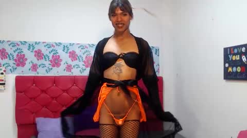 lussiana online show from May 24, 2026, 3:28 pm