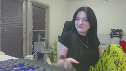 LustfulLives online show from December 19, 2024, 10:53 pm