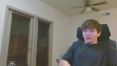 Snapshot of lustfullives chatting on February 11, 2026, 2:05 am LustfulLives online show from February 11, 2026, 2:05 am