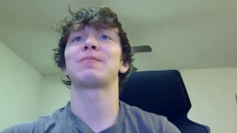 Snapshot of lustfullives chatting on April 7, 2026, 8:37 am LustfulLives online show from April 7, 2026, 8:37 am