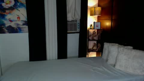 Snapshot of lustfulltrans chatting on December 16, 2024, 6:21 am AdriannaFowks online show from December 16, 2024, 6:21 am