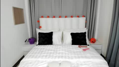 My nickname is Lust online show from October 18, 2025, 12:35 am