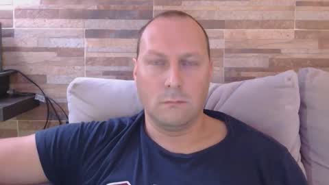 Snapshot of lustonfan chatting on April 10, 2026, 1:05 pm lustonfan online show from April 10, 2026, 1:05 pm