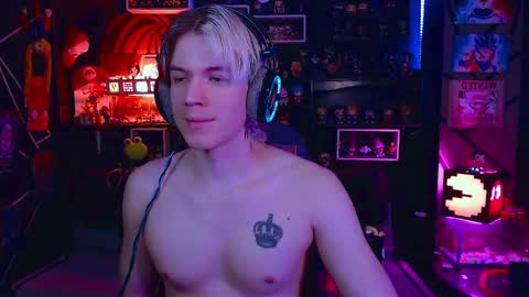 Snapshot of lustymatt chatting on November 7, 2025, 3:28 am lustymatt online show from November 7, 2025, 3:28 am