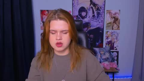 lusy_puff online show from December 2, 2024, 7:16 pm