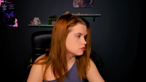 lusy_puff online show from December 13, 2024, 12:39 pm