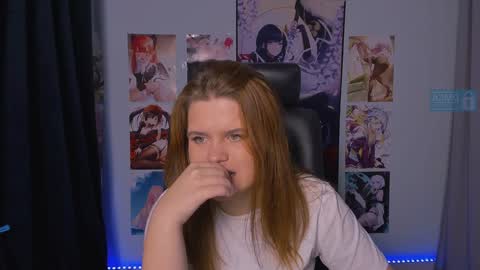 lusy_puff online show from December 28, 2024, 3:48 pm