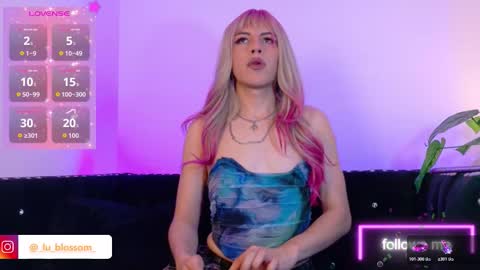 Snapshot of luu_blossom__ chatting on January 6, 2026, 6:44 pm Lu Blossom online show from January 6, 2026, 6:44 pm