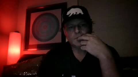 Luv2tokNstrok online show from November 24, 2025, 10:37 am