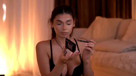 Snapshot of luvcaprice chatting on June 11, 2026, 4:16 pm Caprice online show from June 11, 2026, 4:16 pm