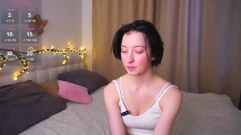 Snapshot of luvenianitschke chatting on January 18, 2026, 9:35 am Sasha online show from January 18, 2026, 9:35 am