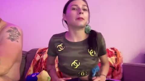 Snapshot of luvkoko chatting on September 30, 2025, 8:52 am luvkoko online show from September 30, 2025, 8:52 am