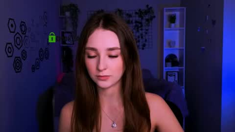 Snapshot of luvmiraya chatting on May 19, 2026, 9:37 am luvmiraya online show from May 19, 2026, 9:37 am