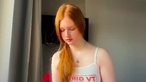 Snapshot of lux_angel chatting on June 24, 2026, 11:37 pm lux_angel online show from June 24, 2026, 11:37 pm