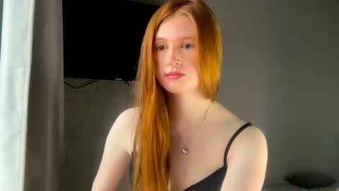 Snapshot of lux_angel chatting on July 27, 2026, 11:01 pm lux_angel online show from July 27, 2026, 11:01 pm