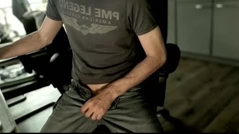 Im a   -  CAMGUY YOU  LIKE to FUCK online show from September 13, 2025, 12:05 pm