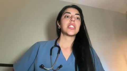 Snapshot of luxcher22 chatting on February 12, 2026, 6:19 am luxcher22 online show from February 12, 2026, 6:19 am