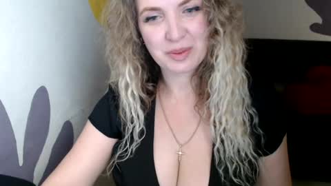 Donna online show from July 16, 2026, 8:37 pm