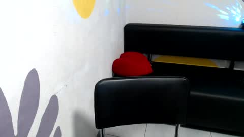 Donna online show from July 25, 2026, 9:23 pm