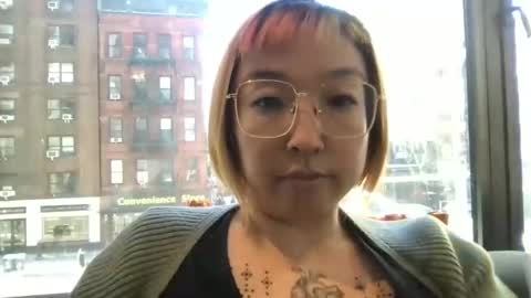 LuxGray online show from January 7, 2025, 7:17 pm