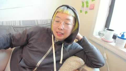 Snapshot of luxgray chatting on March 28, 2026, 8:30 pm LuxGray online show from March 28, 2026, 8:30 pm