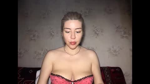 LuxSonyaStar online show from May 25, 2026, 12:44 pm