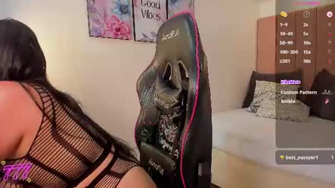 Luxury Fantasy online show from July 28, 2026, 8:52 pm