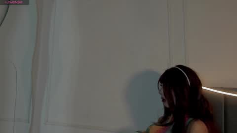 Snapshot of luxuryheaven chatting on October 29, 2025, 6:15 am Tommy and Polly online show from October 29, 2025, 6:15 am