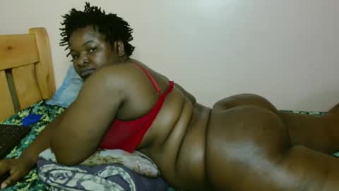 luzremi online show from March 23, 2026, 11:25 am