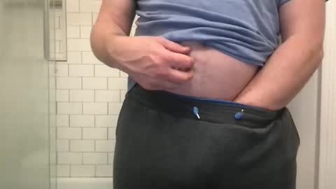 lvguynextdoor440656 online show from May 31, 2026, 3:58 am