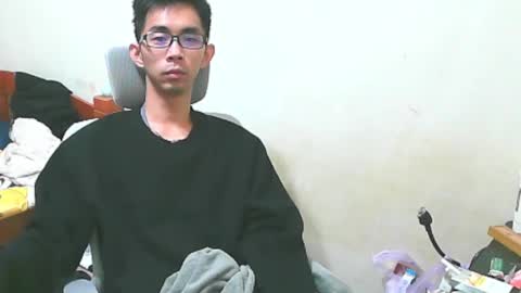 lvoe810930 online show from February 9, 2025, 7:27 am