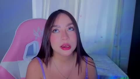 Snapshot of lyavalmont chatting on June 3, 2026, 9:20 pm lyavalmont online show from June 3, 2026, 9:20 pm