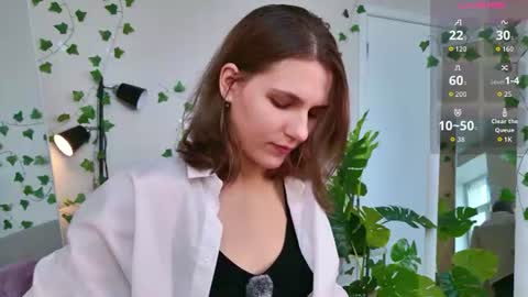 lychee__chan online show from July 23, 2026, 1:09 pm