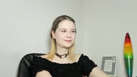 Lydia online show from September 25, 2025, 6:33 pm