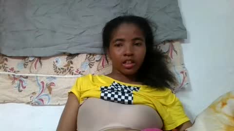 lydie856696 online show from July 22, 2026, 4:43 pm