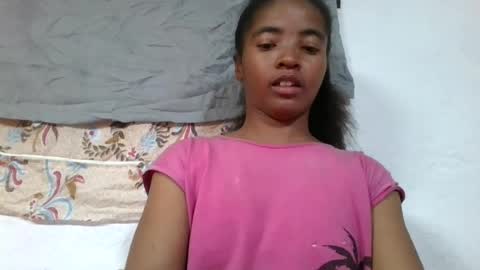 lydie856696 online show from July 28, 2026, 2:13 pm