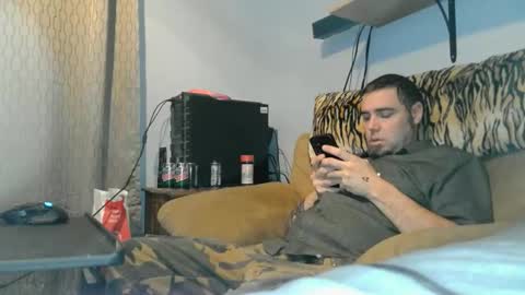 Snapshot of lyinnexx1 chatting on January 18, 2026, 7:50 pm slut slave lol online show from January 18, 2026, 7:50 pm