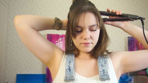 hi im Lyle online show from January 29, 2025, 3:33 am