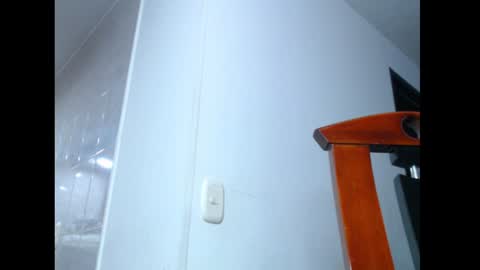 lylii_evans online show from December 3, 2024, 4:14 am