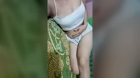 Lyly online show from July 17, 2026, 8:24 pm