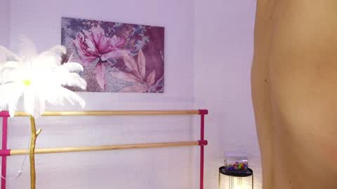 Lyly   online show from December 28, 2024, 12:24 pm