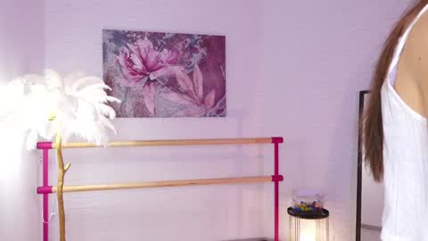 Lyly   online show from January 13, 2025, 5:33 am