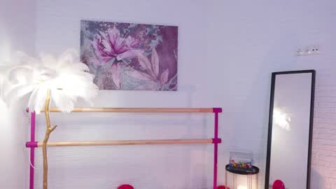 Lyly   online show from February 18, 2025, 6:59 am